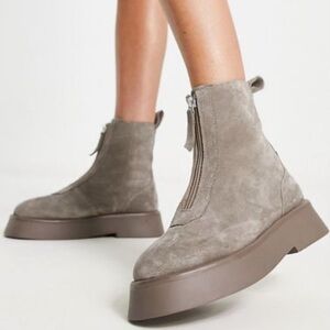 ASOS DESIGN ATLANTIS LEATHER ZIP FRONT BOOTS IN TAUPE SUEDE-GREY